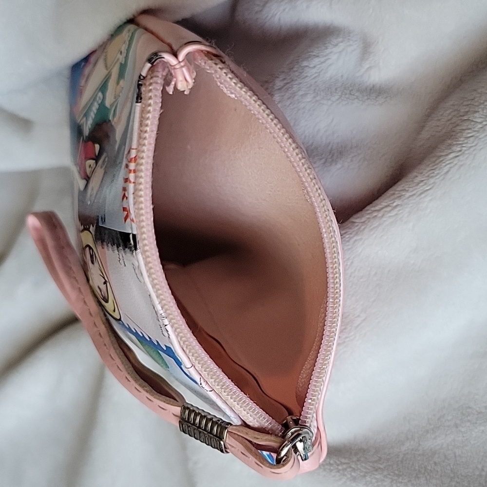 FWP Zip Pouch - Picture 3 of 3